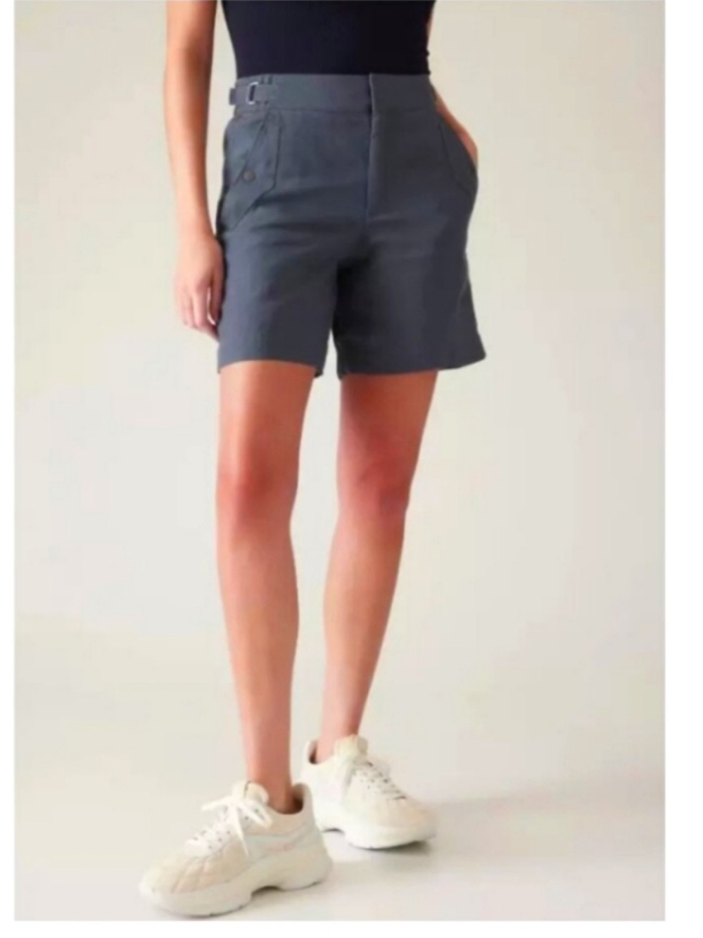 New-Athleta-Voyager-8- Blue-100% linen, adjustable waist, lightweight shorts
